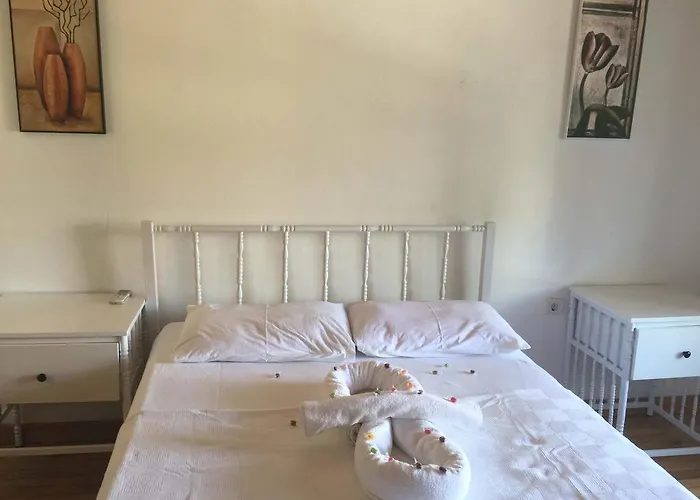 Ξενοδοχείο Pastor Historical The Gulf Of Σμύρνη