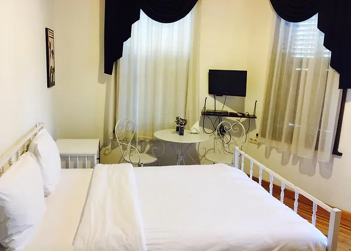 酒店 伊兹密尔湾牧师民宿 *