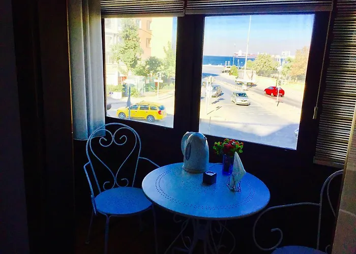 伊兹密尔湾牧师民宿 酒店 伊兹密尔