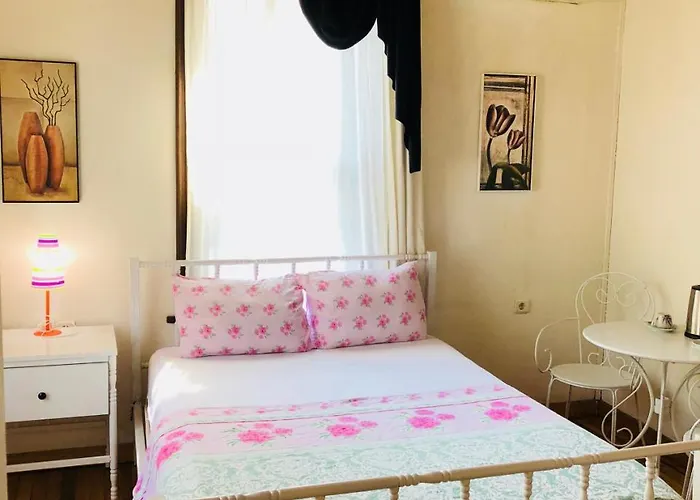 伊兹密尔湾牧师民宿